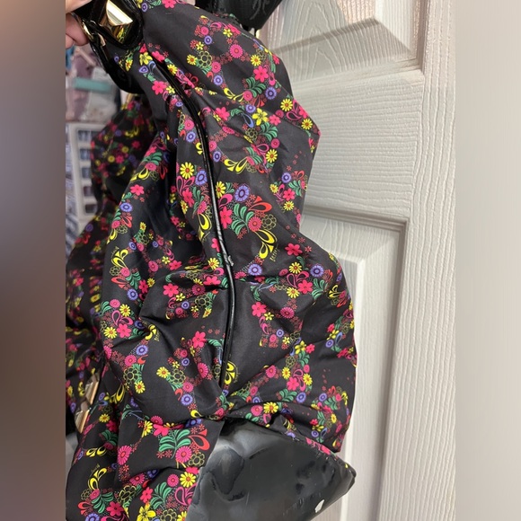 RARE HTF BETSEY JOHNSON HUGE COLORFUL ditsy paisley floral skull studded duffle - Picture 11 of 15
